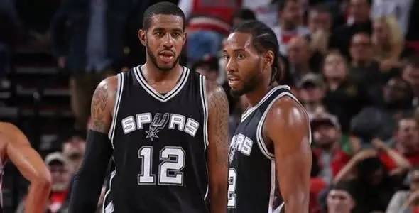 面對球隊艱 面對球隊艱