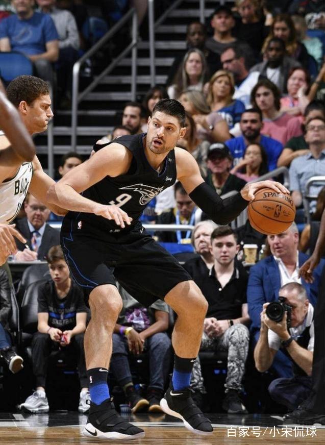 主教练斯卢 主教练斯卢