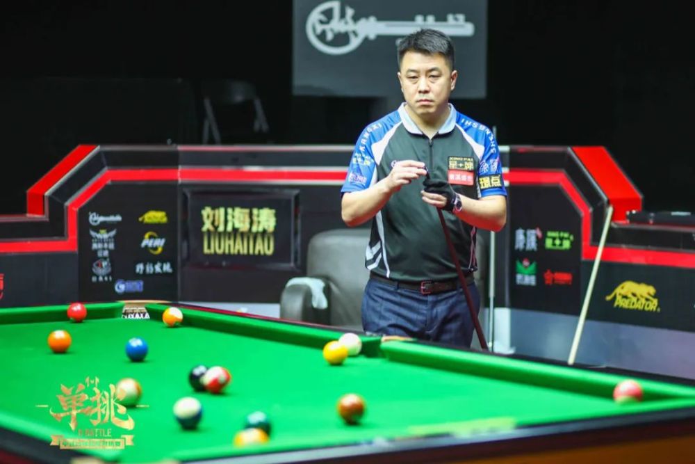 占据着举足 占据着举足