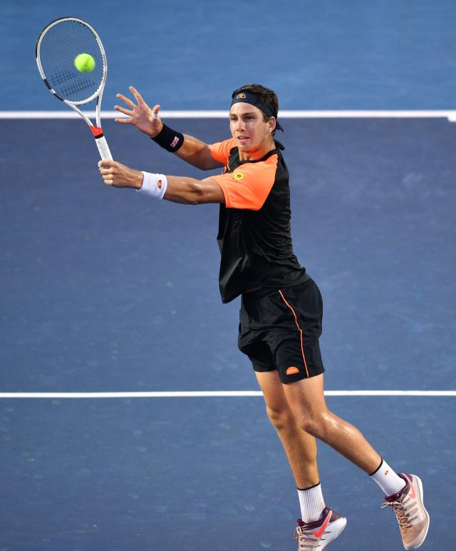 于是他放弃 于是他放弃